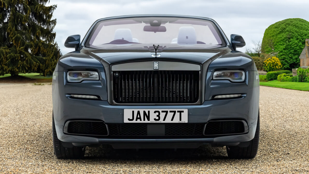 Car displaying the registration mark JAN 377T